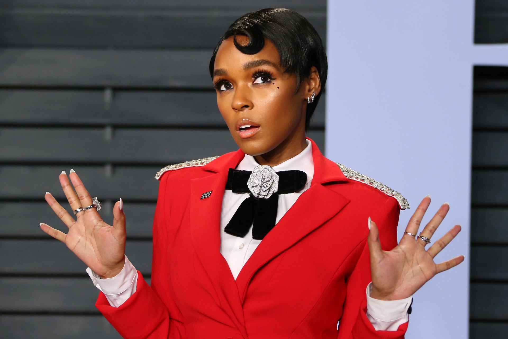 Janelle Monáe Comes Out As Bisexual Or Pansexual Whats Going On