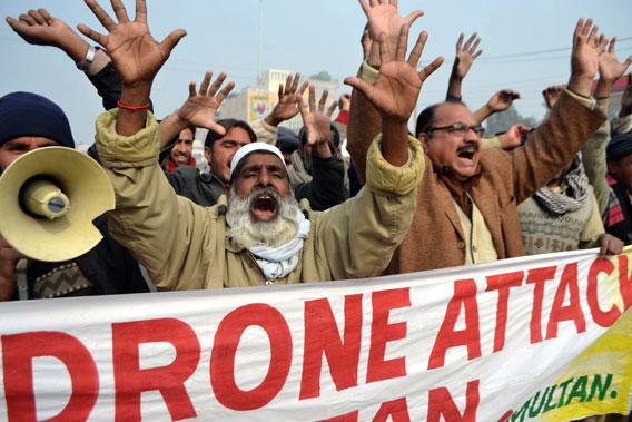 Pakistani demonstrators shout anti-US slogans during a protest in Multan on January 8, 2013, against the drone attacks in Pakistan's tribal areas.