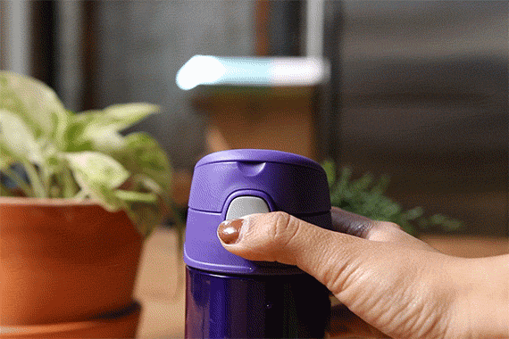 Thermos Funtainer cap flipping