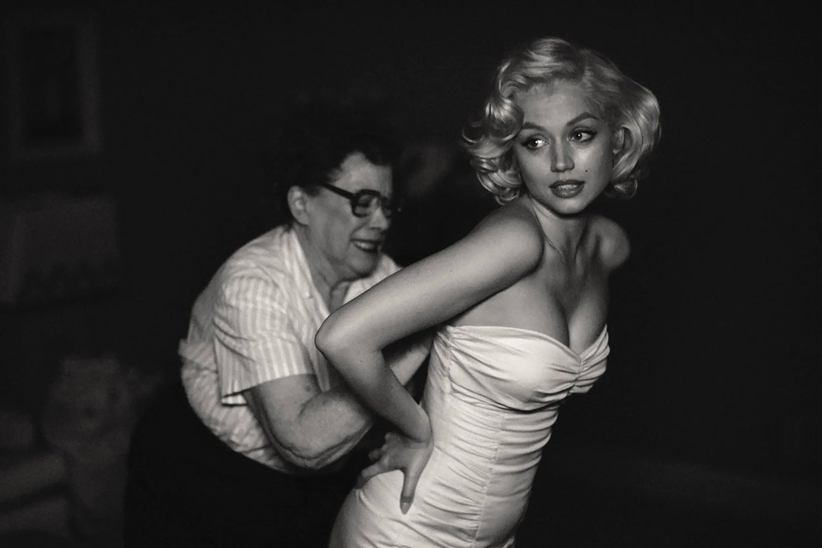 1200px x 800px - Blonde movie: What Netflix's Marilyn Monroe biopic, starring Ana de Armas,  misses.