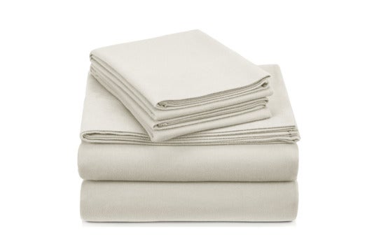White Pinzon velvet flannel sheet set.