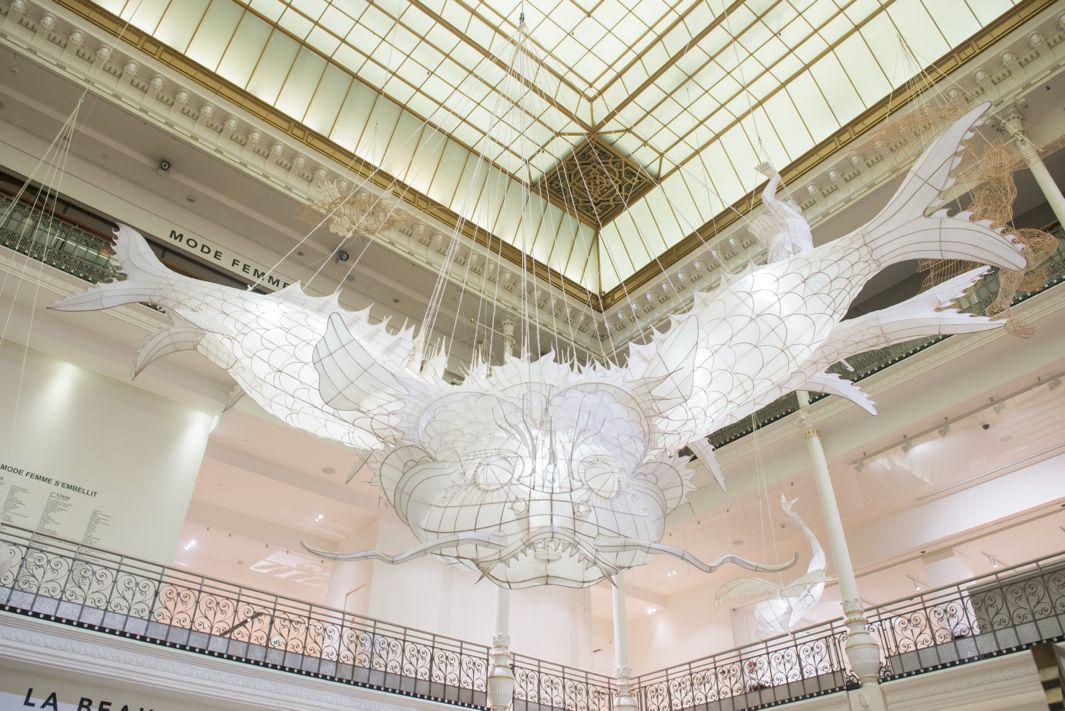 Expo ER XI Ai Weiwei au Bon MarcheÌ oeuvre Le Heluo  Â©Gabriel de la Chapelle