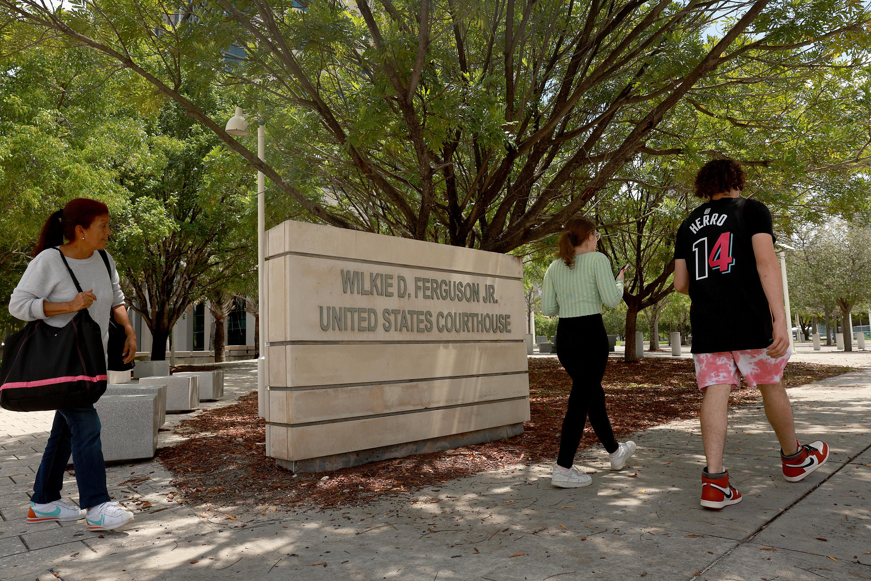 Aileen Cannon Or Juan Merchan 22