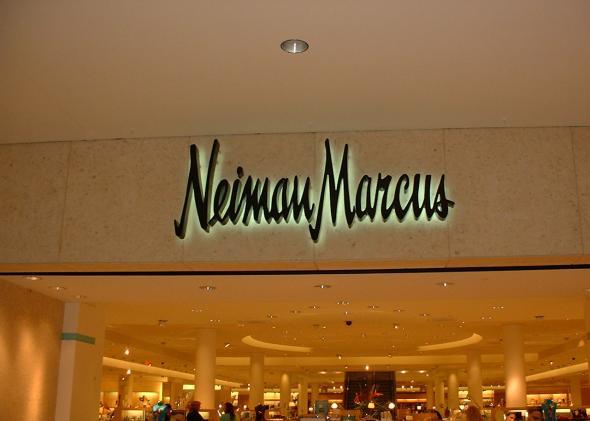 Is it easy to discount get credit with neiman marcus