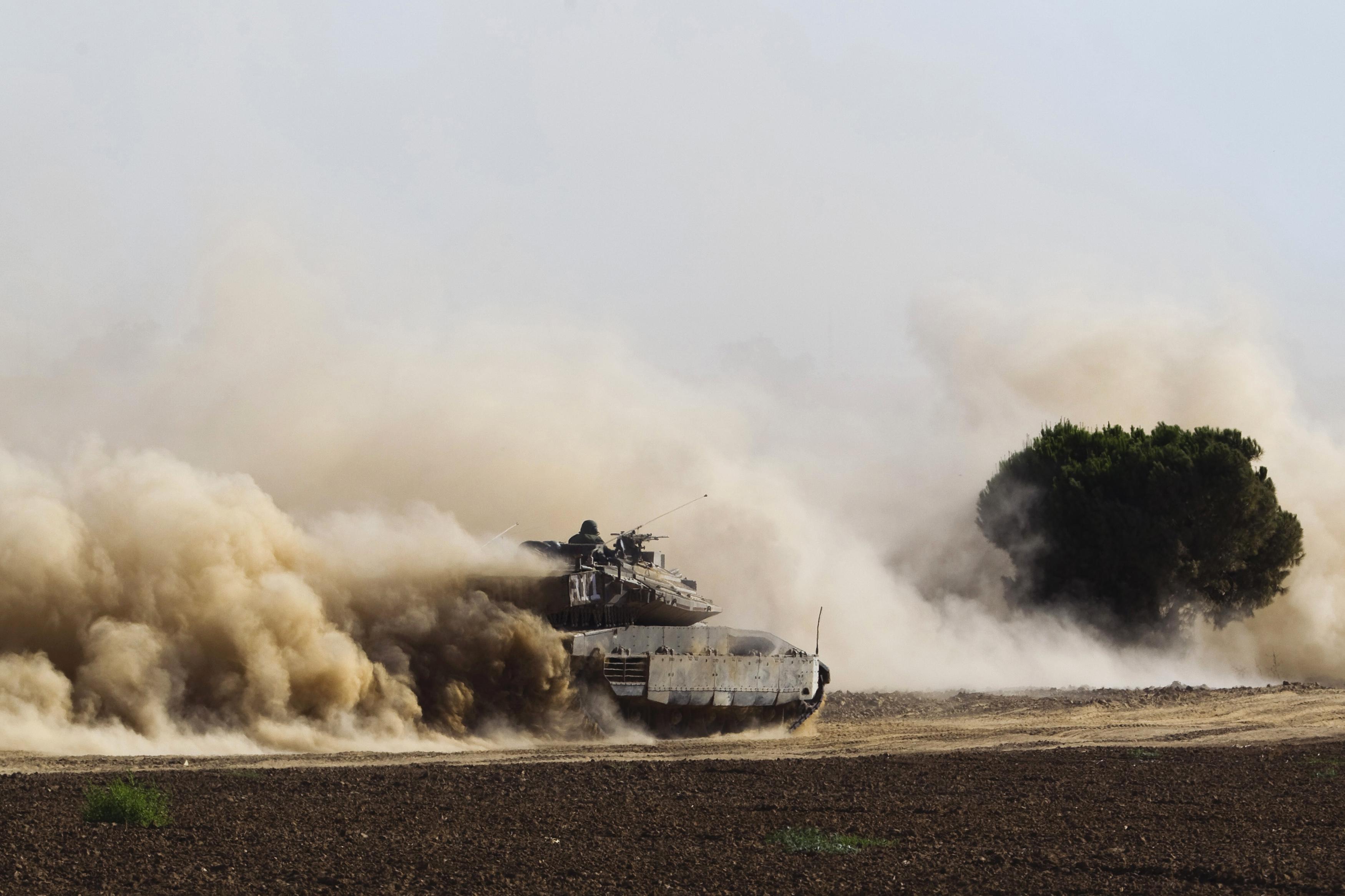 Gaza ground invasion: Israel forces advance toward tunnels.