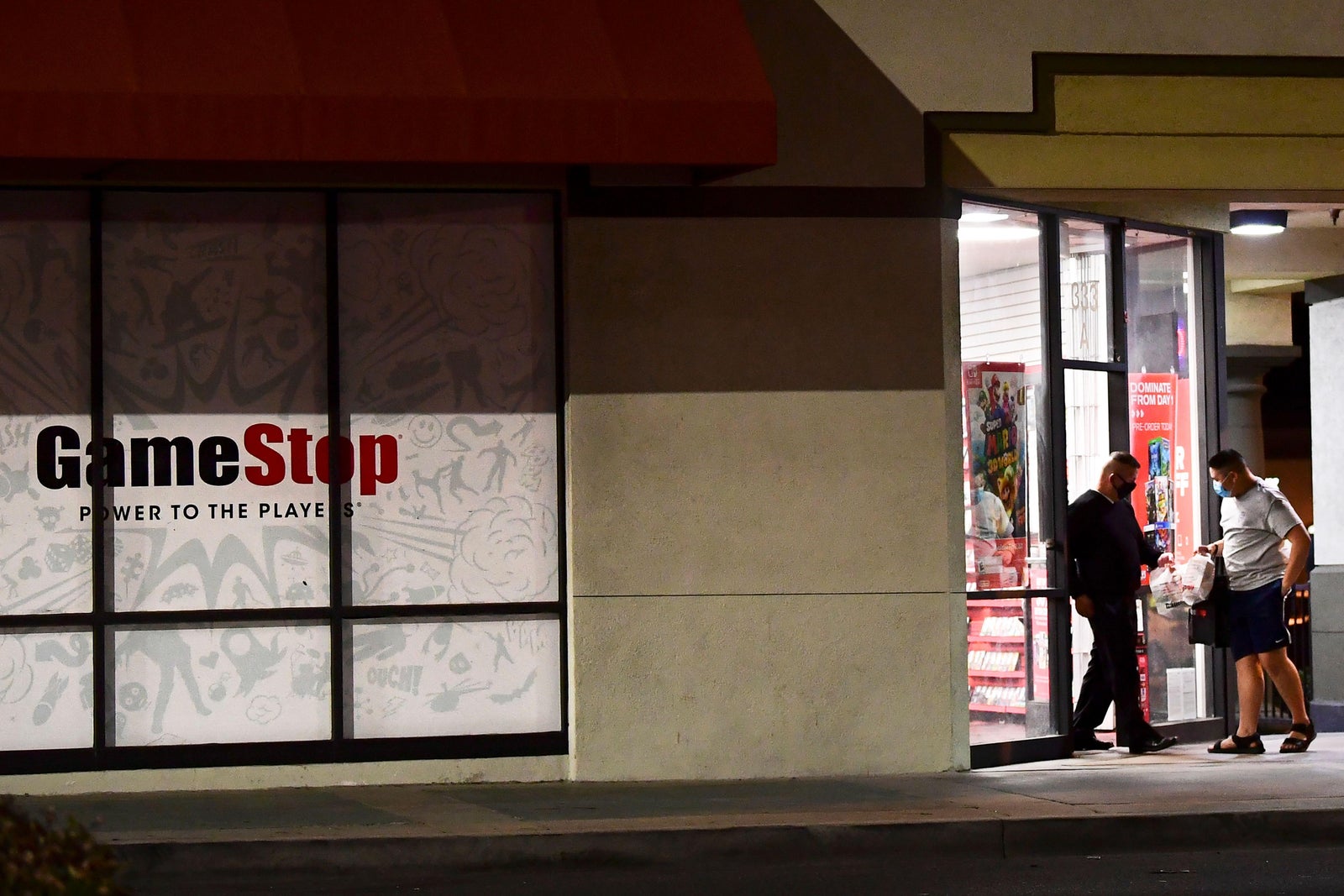 What GameStop workers think about their employer’s stock-market insanity.