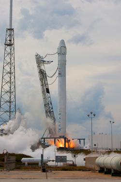 SpaceX test firing the Falcon 9 rocket