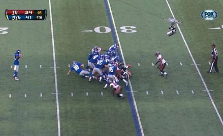 Giants-Bucs victory formation
