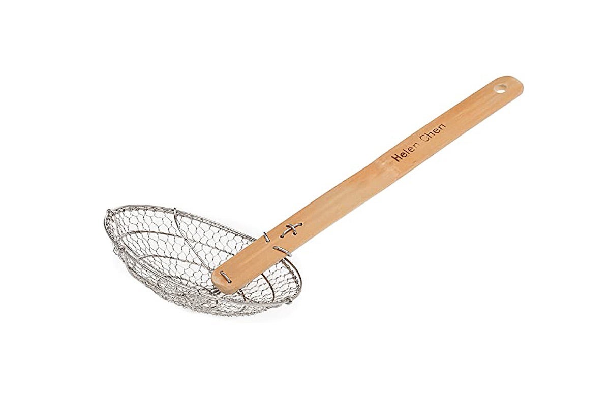 Wire strainer with bamboo handle
