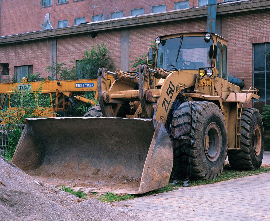 Hiding in the City no. 71, Forklifts