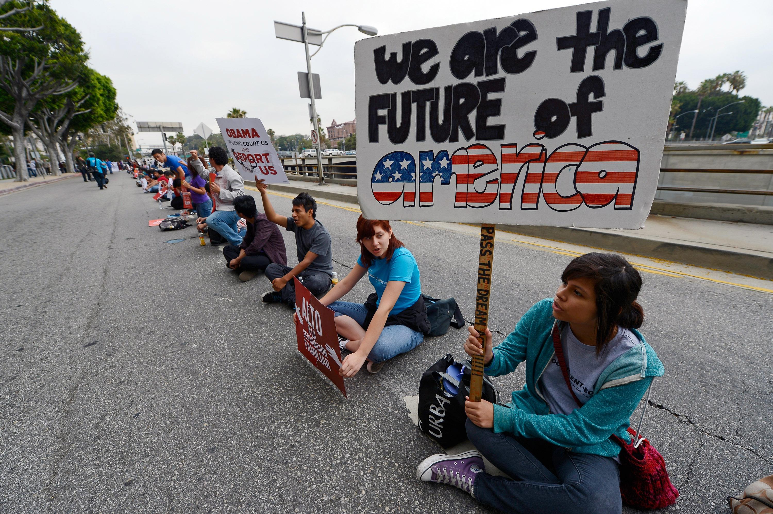 Child Migrant Crisis: The U.S. Values The Right To Spank More Than The ...