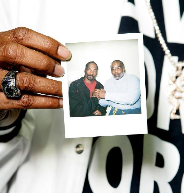 Snoop Dogg and Stanley "Tookie" Williams, December 12, 2005.