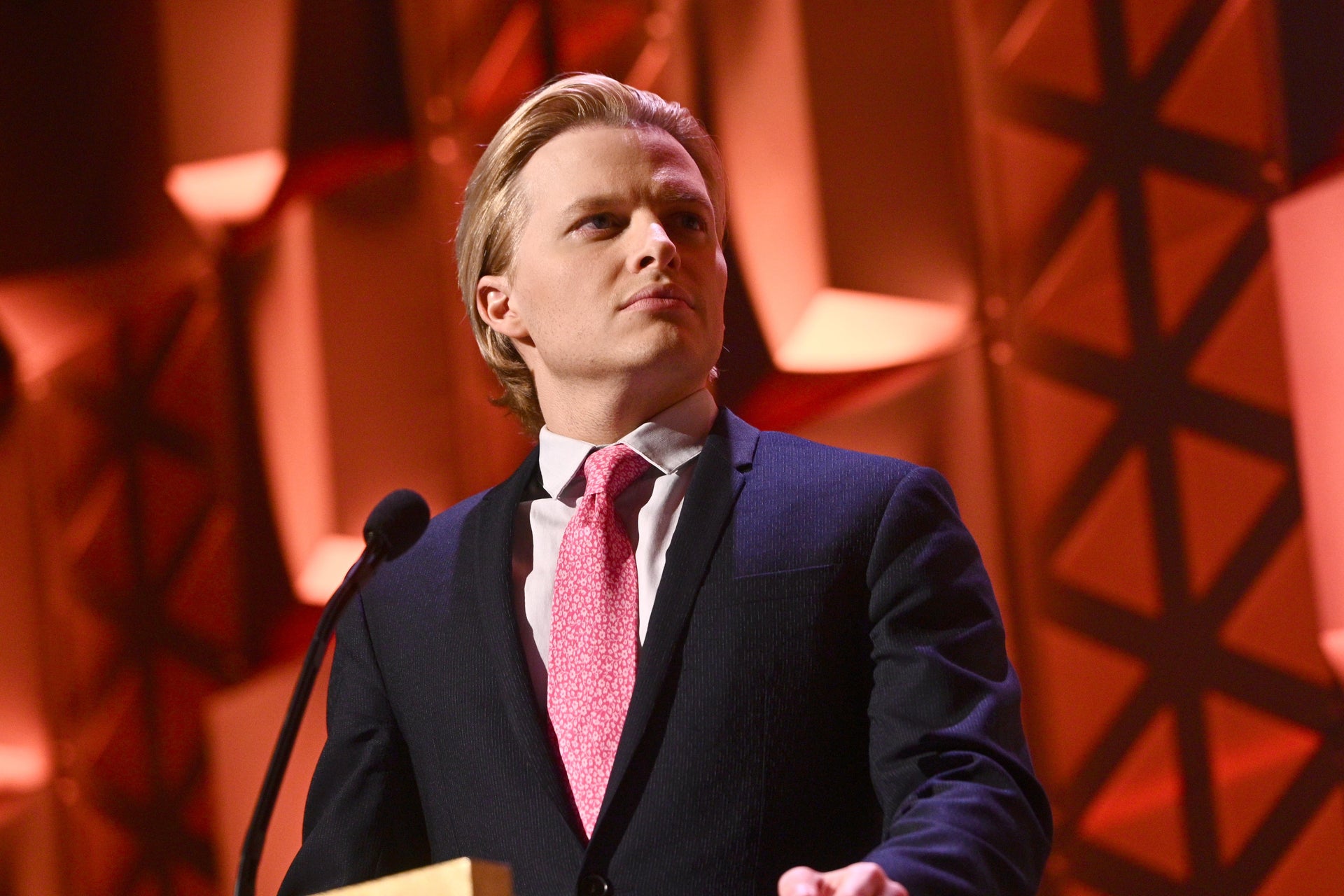 Woody Allen Memoir Leads Ronan Farrow To Drop Publisher Hachette Book 