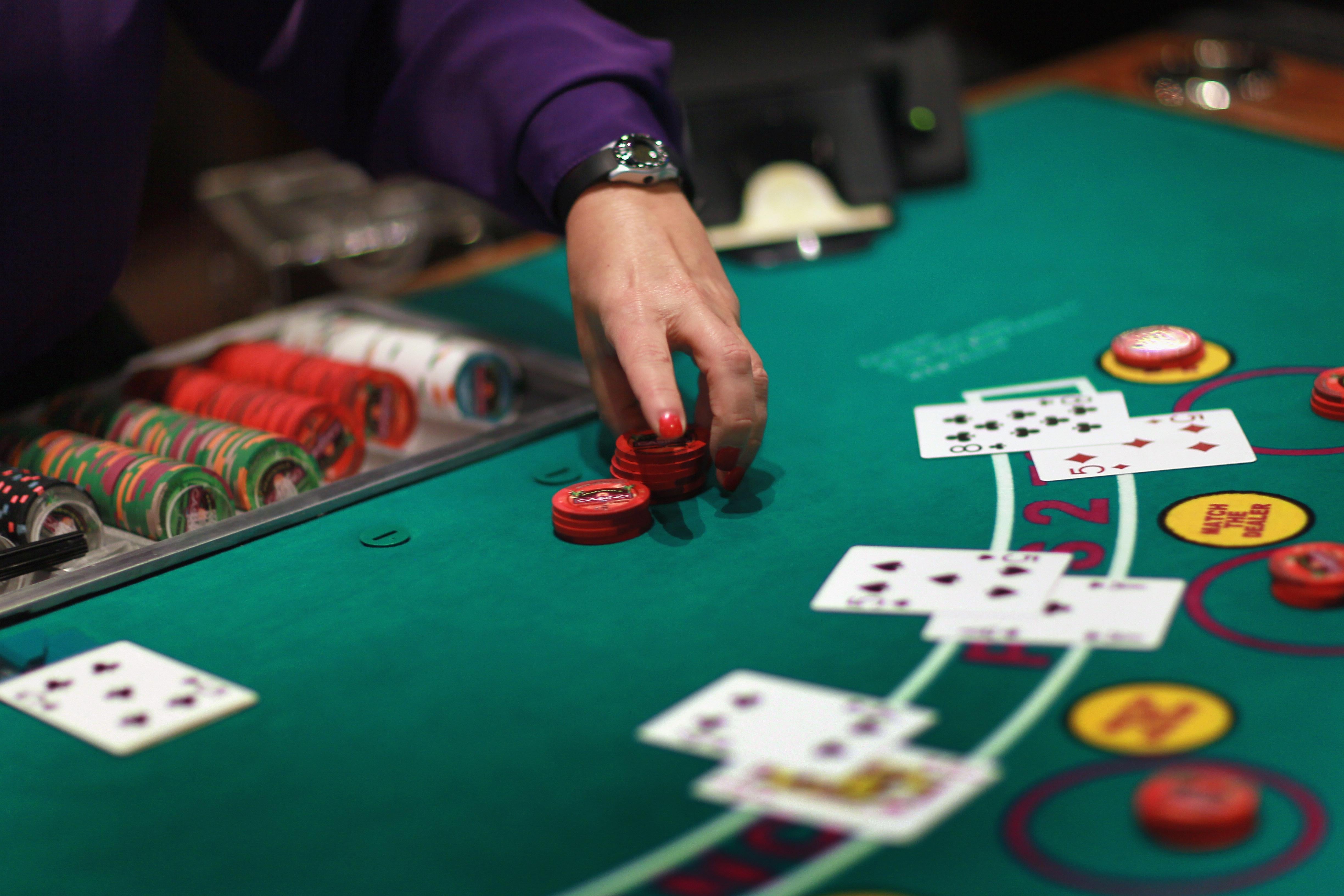 what types of poker do casinos use