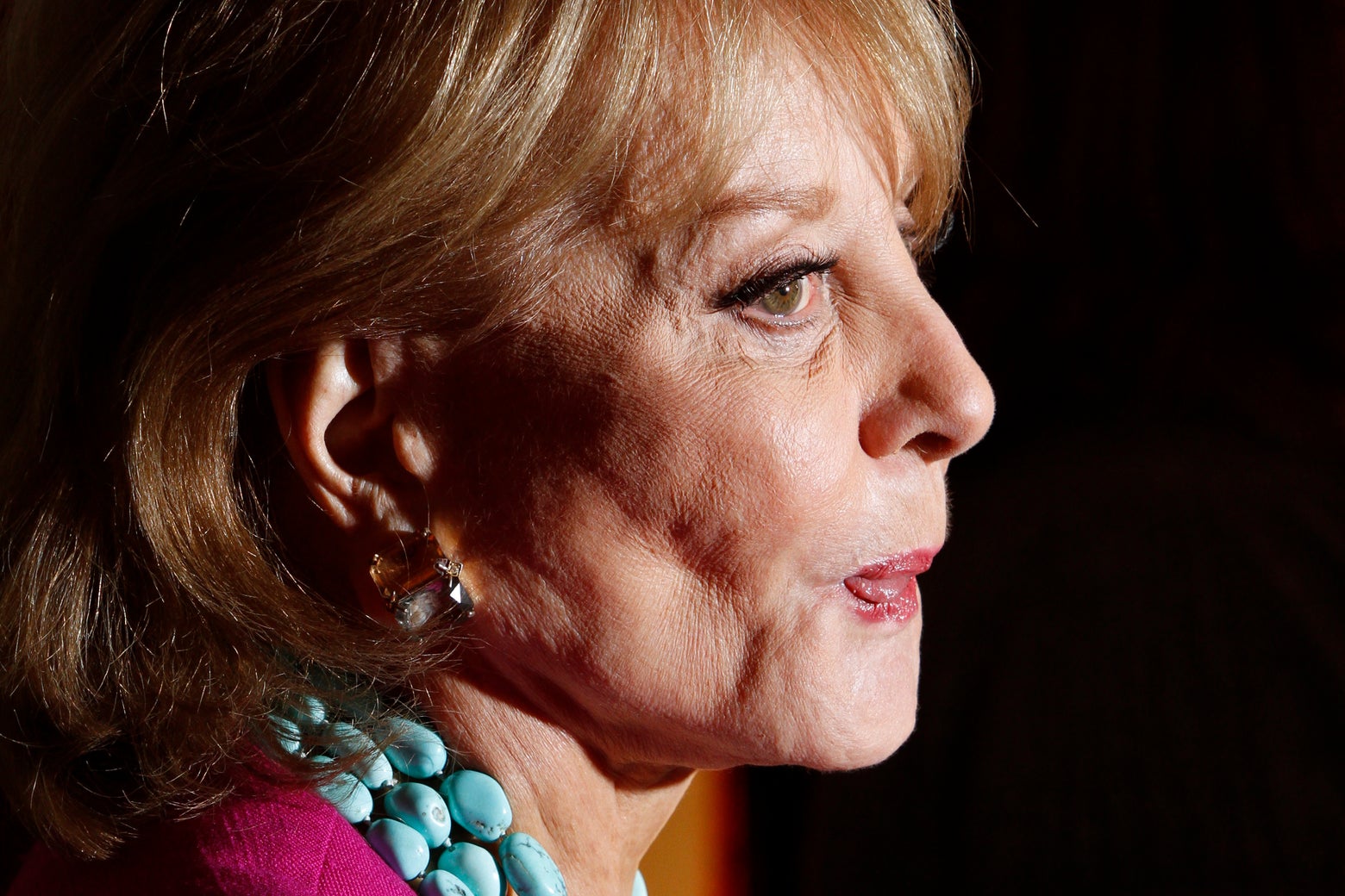 Barbara Walters Made Her Famous Subjects Squirm. She Was Brilliant.