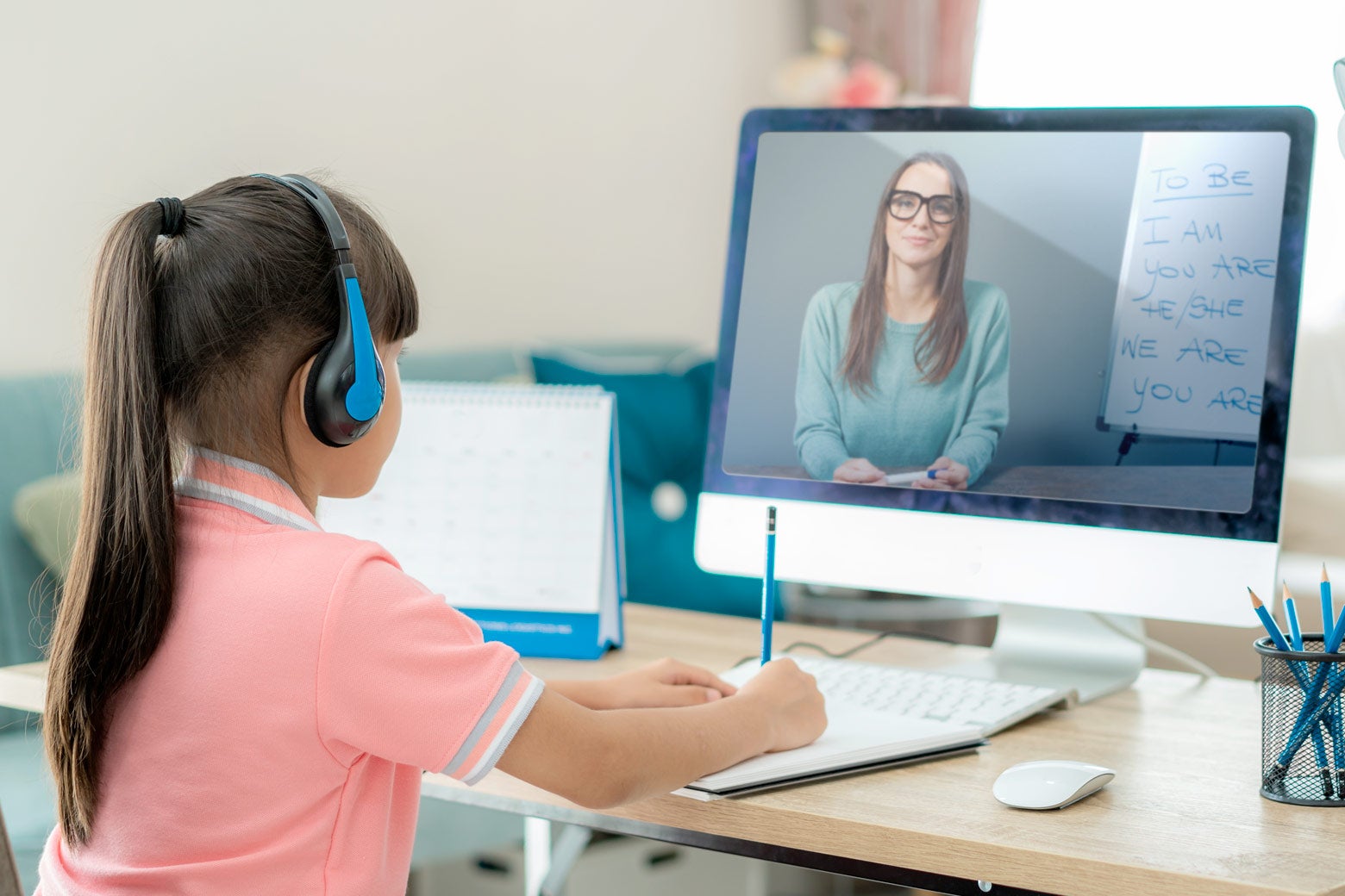 What happened when China pulled the plug on the online English tutoring industry. - Vimarsana News