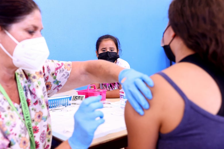 Less Than 0.001 Percent of Fully Vaccinated Americans Died From a COVID-19 Infection - Slate