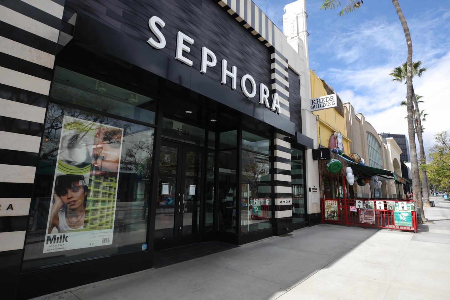 you-can-donate-your-sephora-points-now-but-maybe-you-shouldn-t