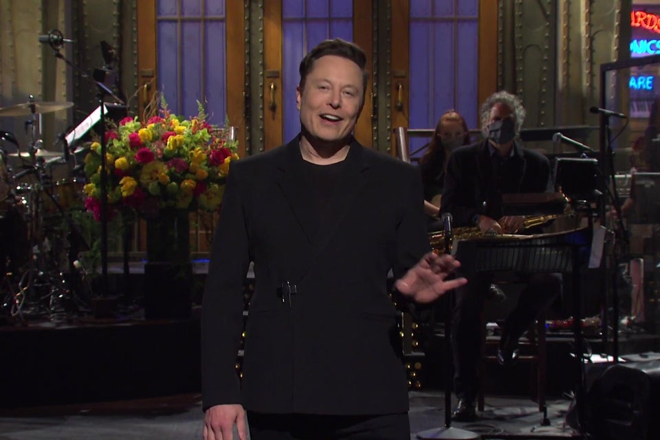 SNL: Elon Musk's monologue jokes from Saturday Night Live, ranked from best to worst.