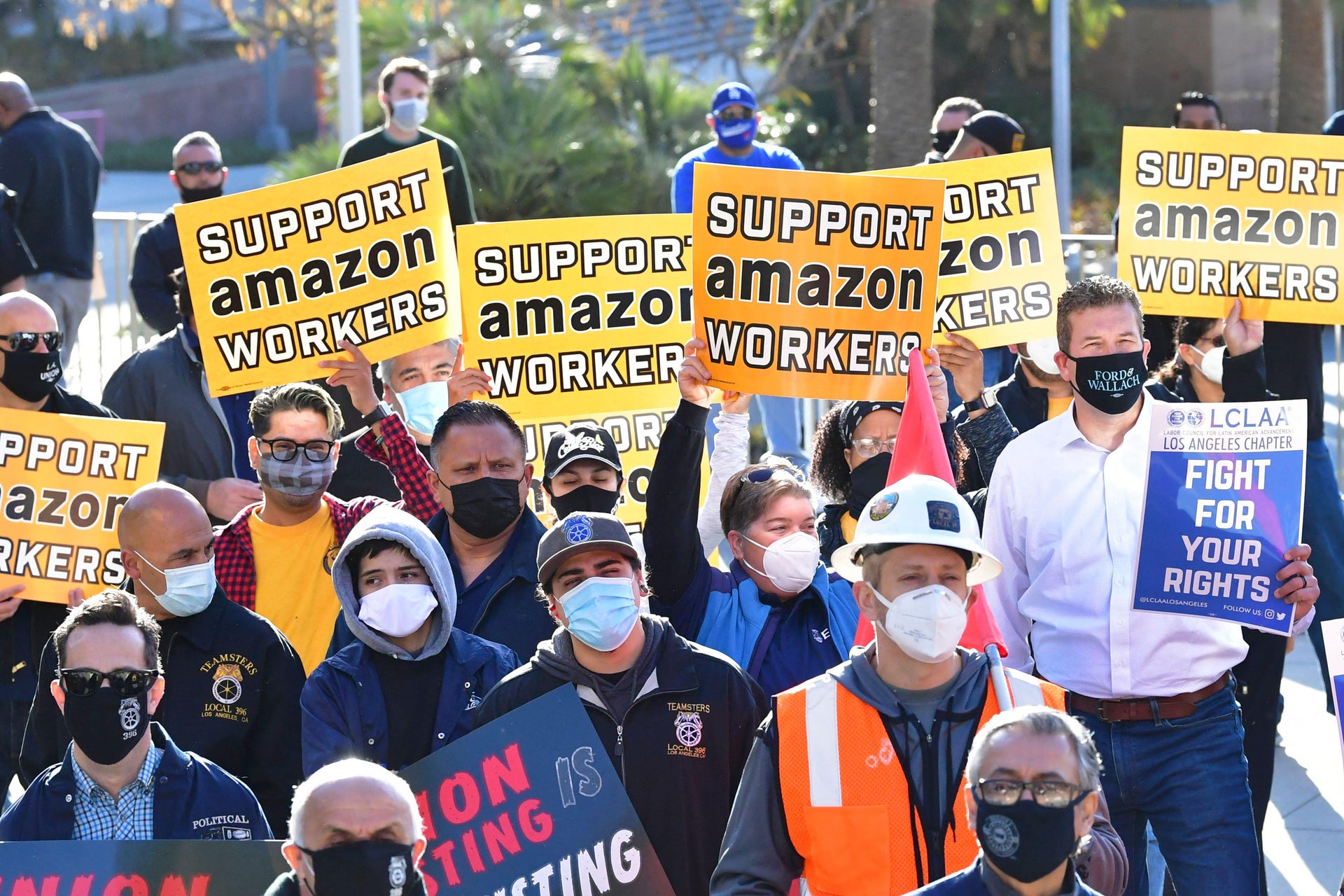 Amazon is spending the week before the Bessemer, Alabama, union vote