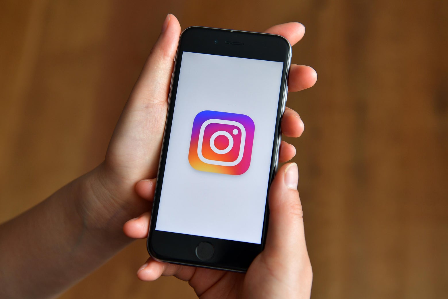 Instagram adds a mute button so you can ignore people without them knowing