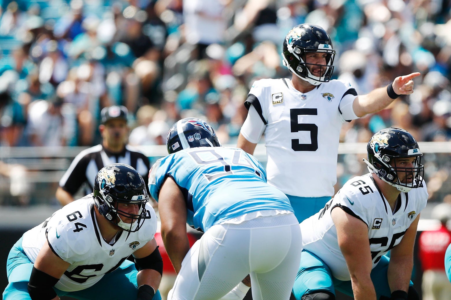 The Titans and Jaguars' jerseys made an already awful Tennessee-Jacksonville  game worse.