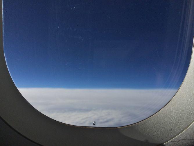 What's That Thing: Why are there holes in airplane windows?