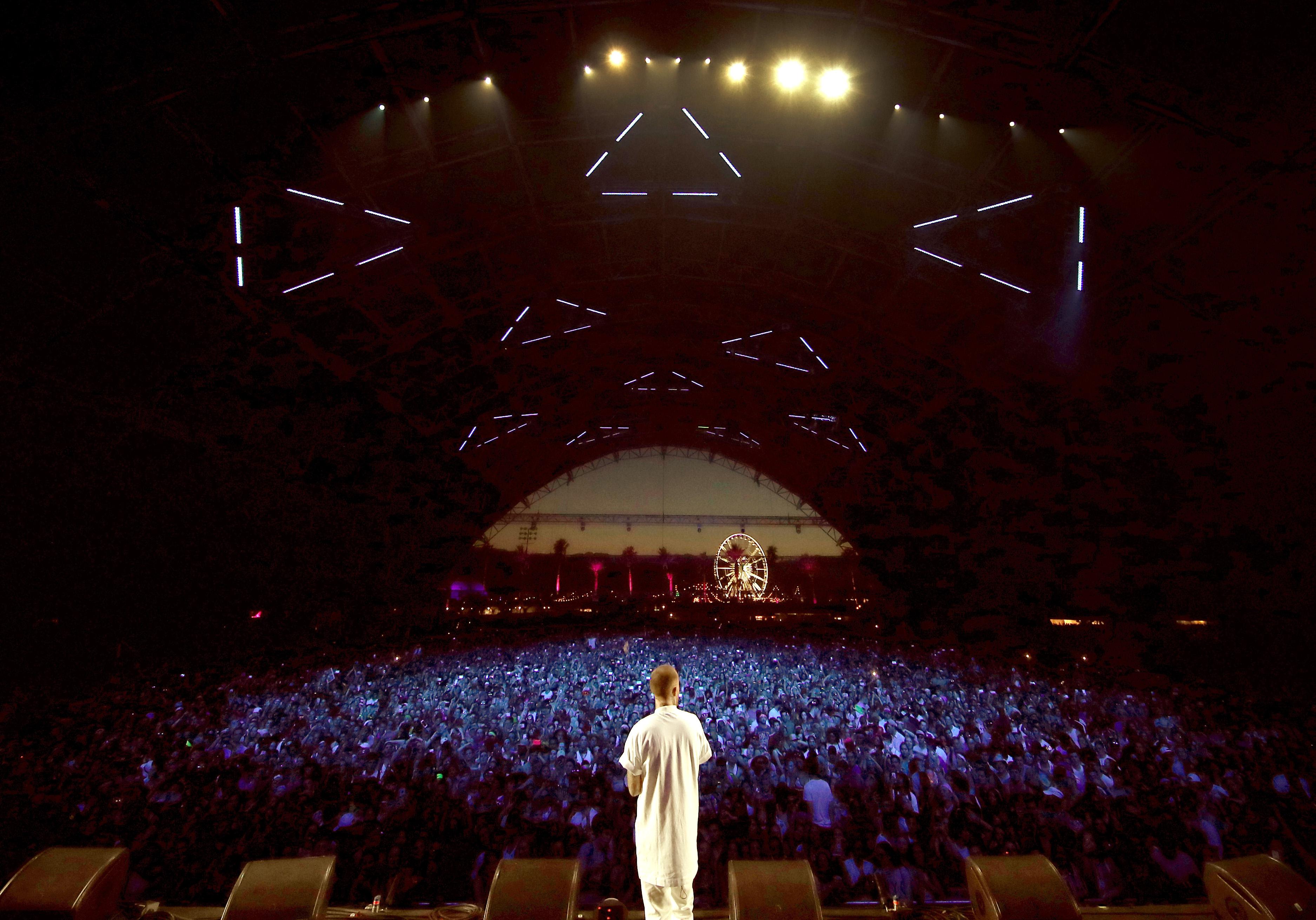 The Surprising Drama Tearing Mac Miller Fans Apart