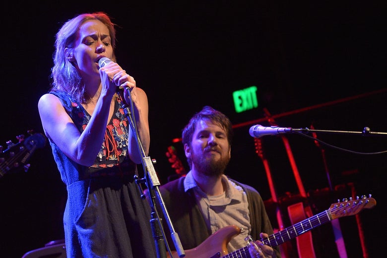 Fiona Apple Donates Criminal Royalties To Fund For Asylum Seekers Fiona Apple Donates Criminal Royalties To Fund For Asylum Seekers
