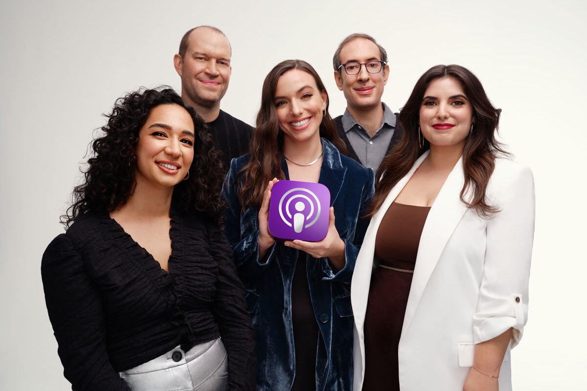 
The Slow Burn show team with the Apple Podcasts Show of the Year Award. Pictured left to right: Samira Tazari, Derek John, Susan Matthews, Josh Levin, and Sophie Summergrad.