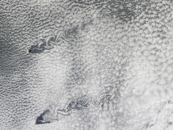 vortices flow off of Pacific islands