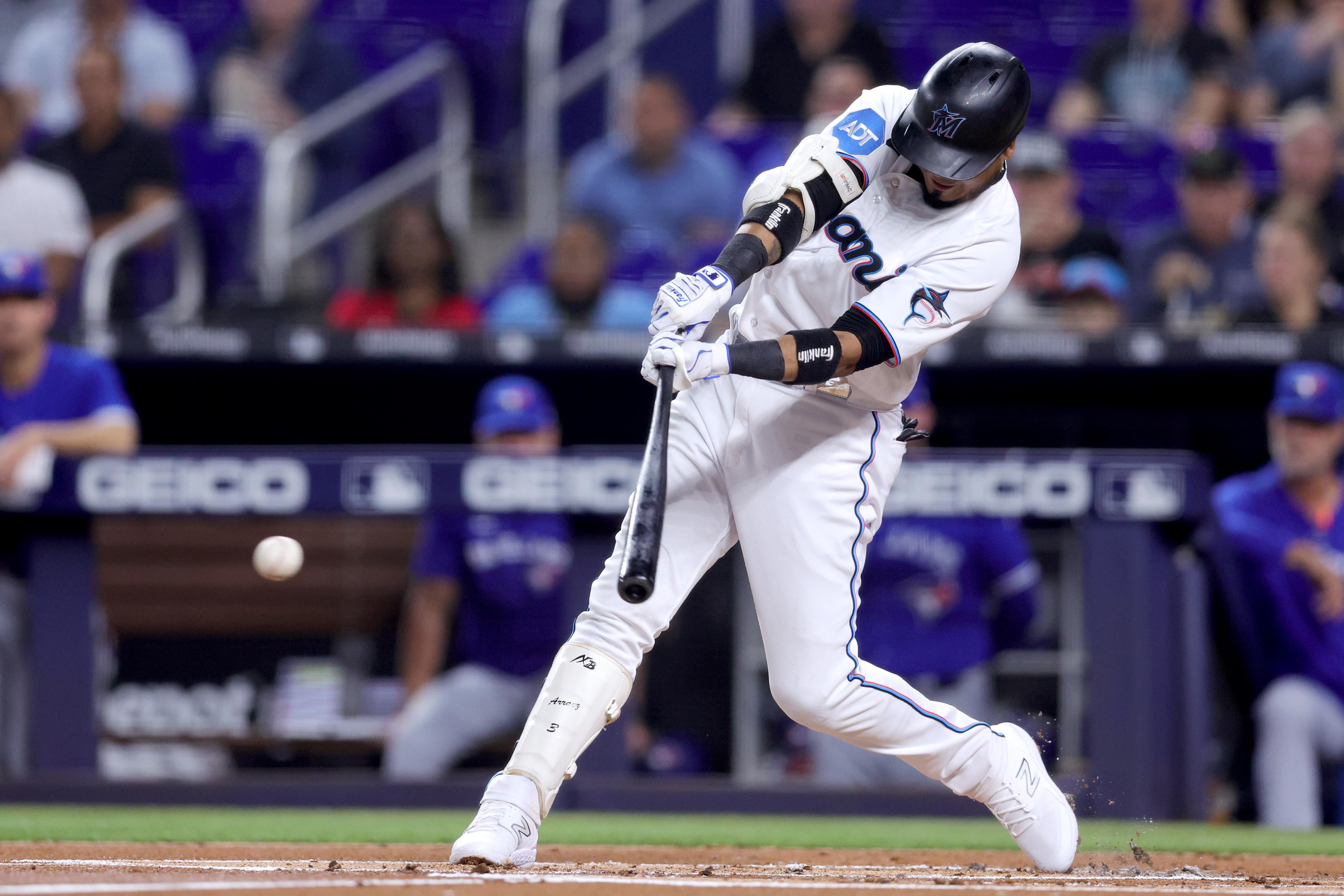 An Amazing Stat Regarding Miami Marlins' Luis Arraez as He Continues Chase  For .400 Batting Average - Fastball