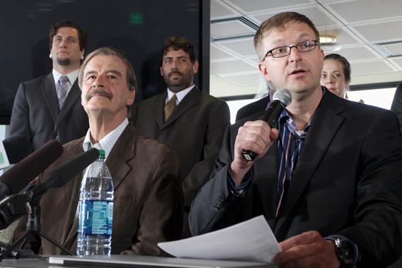 Marijuana entrepreneur and CEO of Diego Pellicer Inc. Jamen Shively (front R) talks next to former President of Mexico Vicente Fox (front L) during a news conference in Seattle, Washington, May 30, 2013.