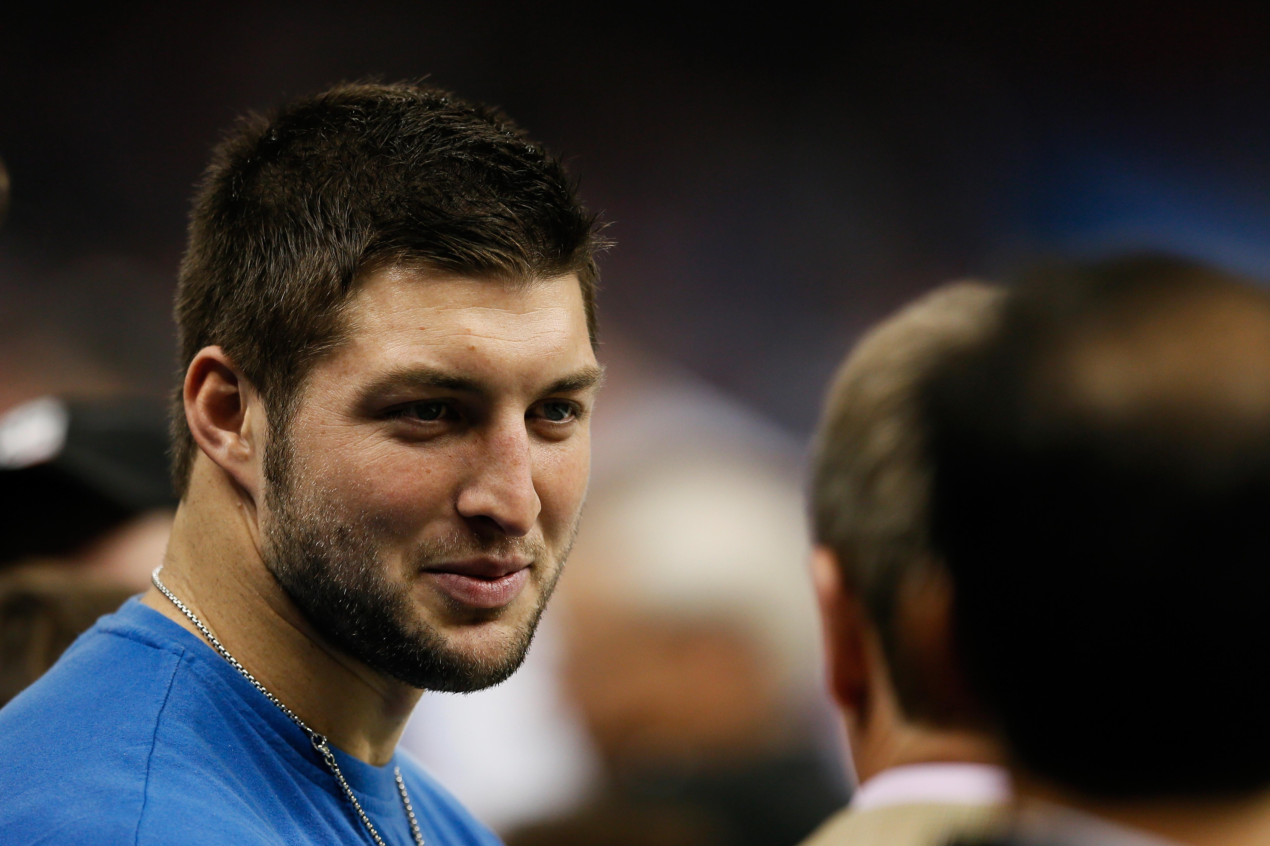 Tim Tebow Speaking Engagements, Schedule, & Fee