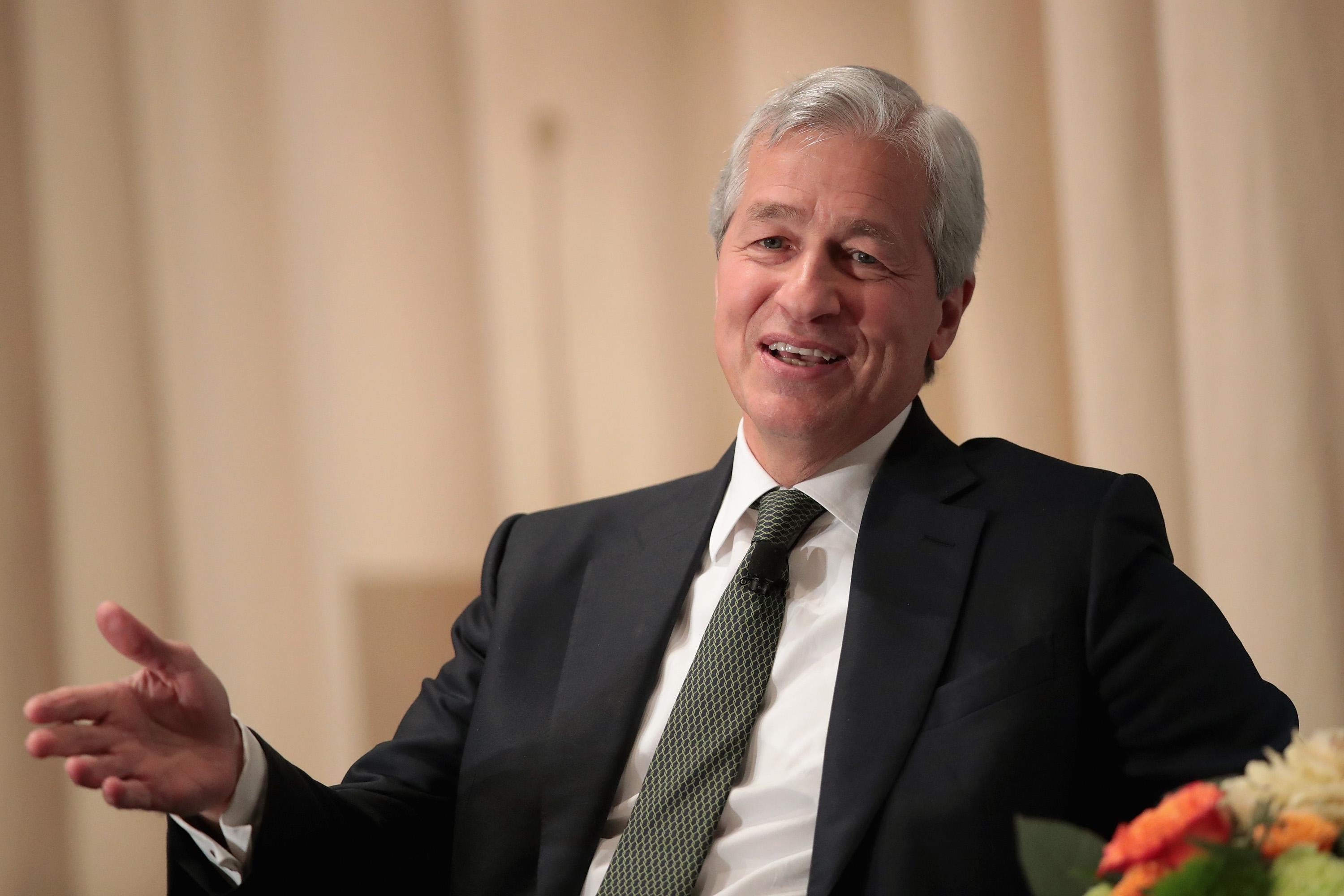 CHICAGO, IL - NOVEMBER 22:  Jamie Dimon, Chairman and CEO of JPMorgan Chase & Co, fields questions from Mellody Hobson, president of Ariel Investments, during a luncheon hosted by The Economic Club of Chicago on November 22, 2017 in Chicago, Illinois.  Dimon has been in charge of JPMorgan Chase since 2005.  (Photo by Scott Olson/Getty Images)