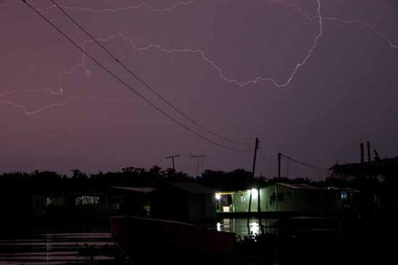 An Everlasting Lightning Storm That Rages 260 Days A Year In The Cloud To Lightning Over Lake Maracaibo