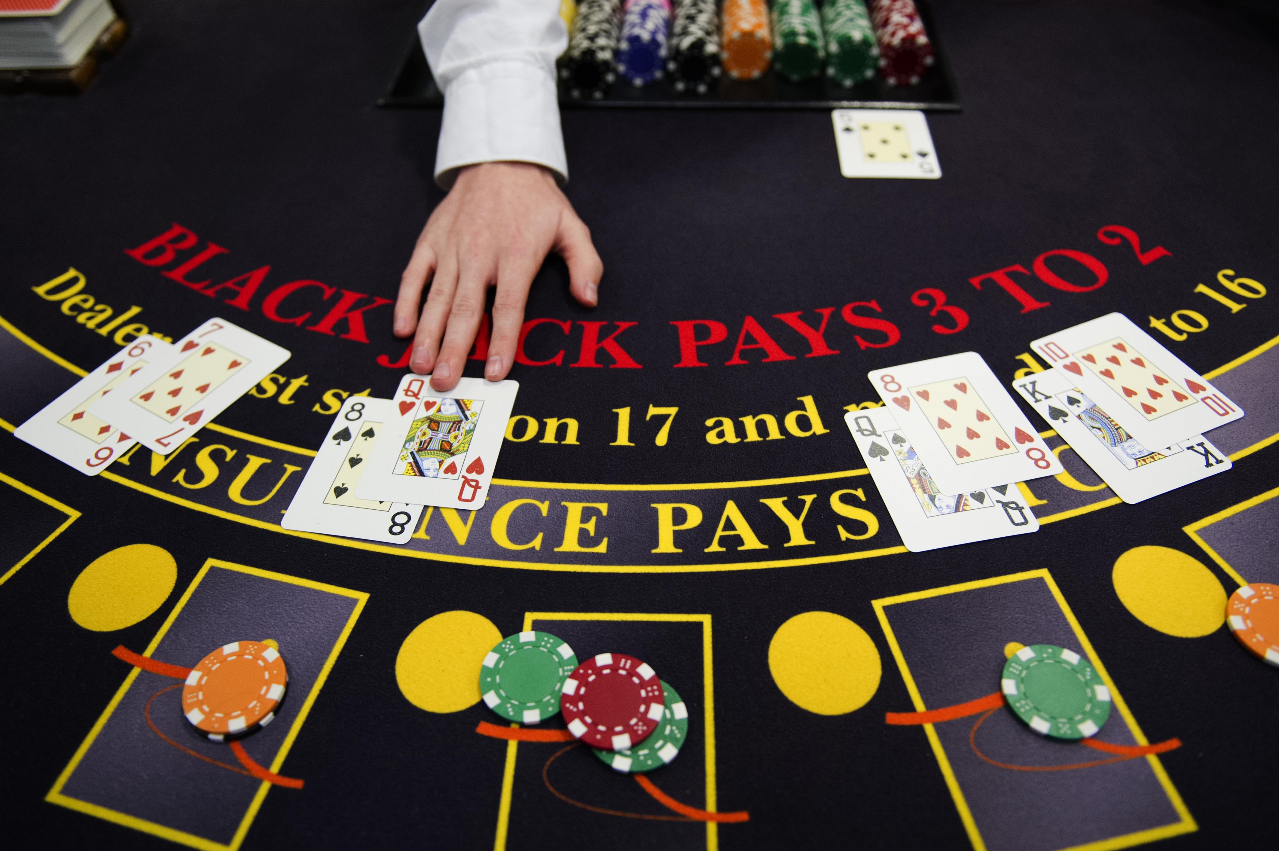 casino blackjack dealer rules