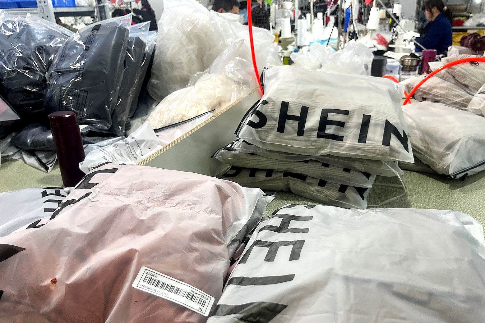 It Was the World’s Largest Online Fashion Retailer. What’s Happening With Its Stock Says It All.