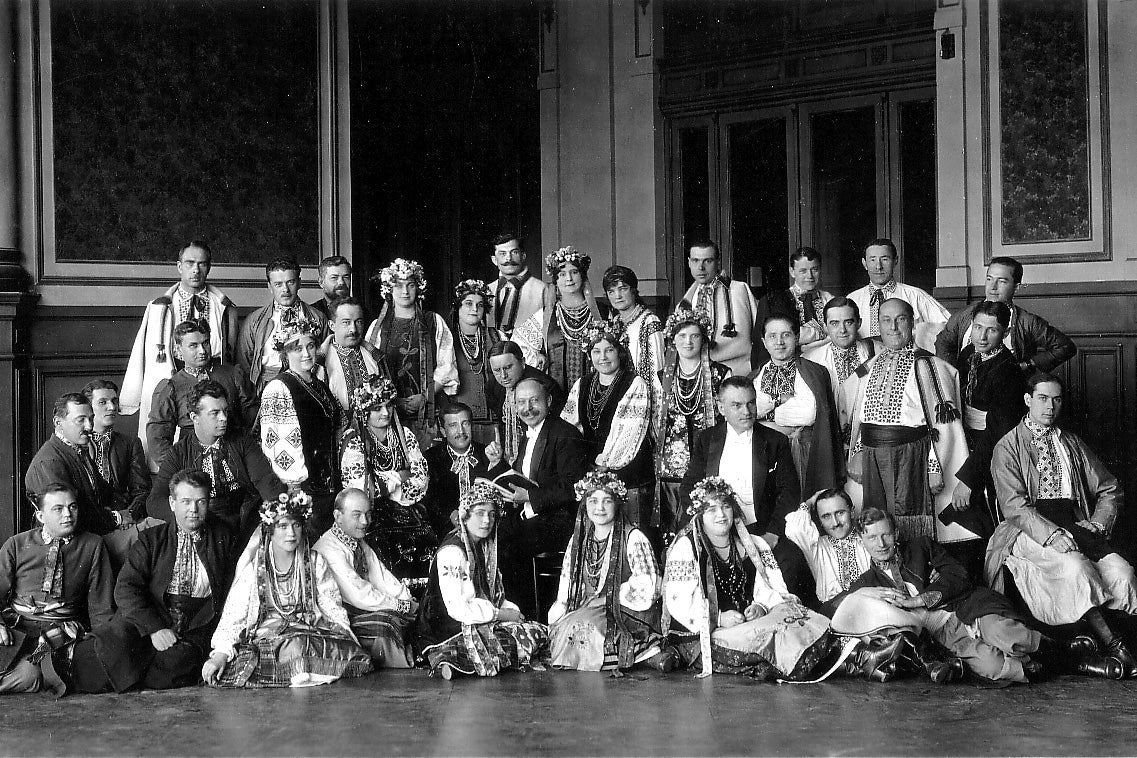 Archival photo of the Ukrainian National Chorus.