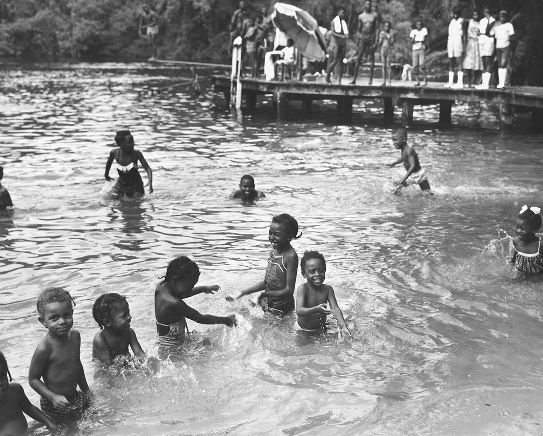 Lu Vickers and Cynthia Wilson-Graham explore the Florida attraction Paradise  Park in their book, Remembering Paradise Park.