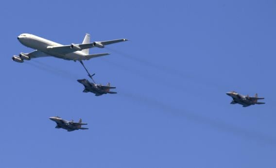 kc-135 and f-15s