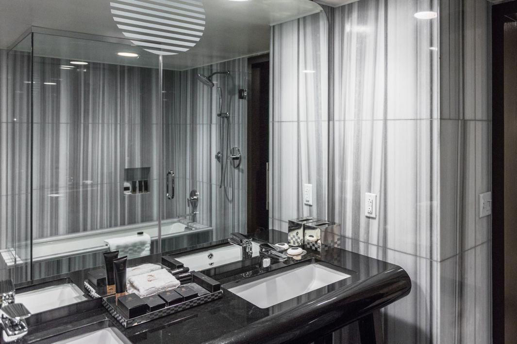 Bathroom_Sink and Mirror
