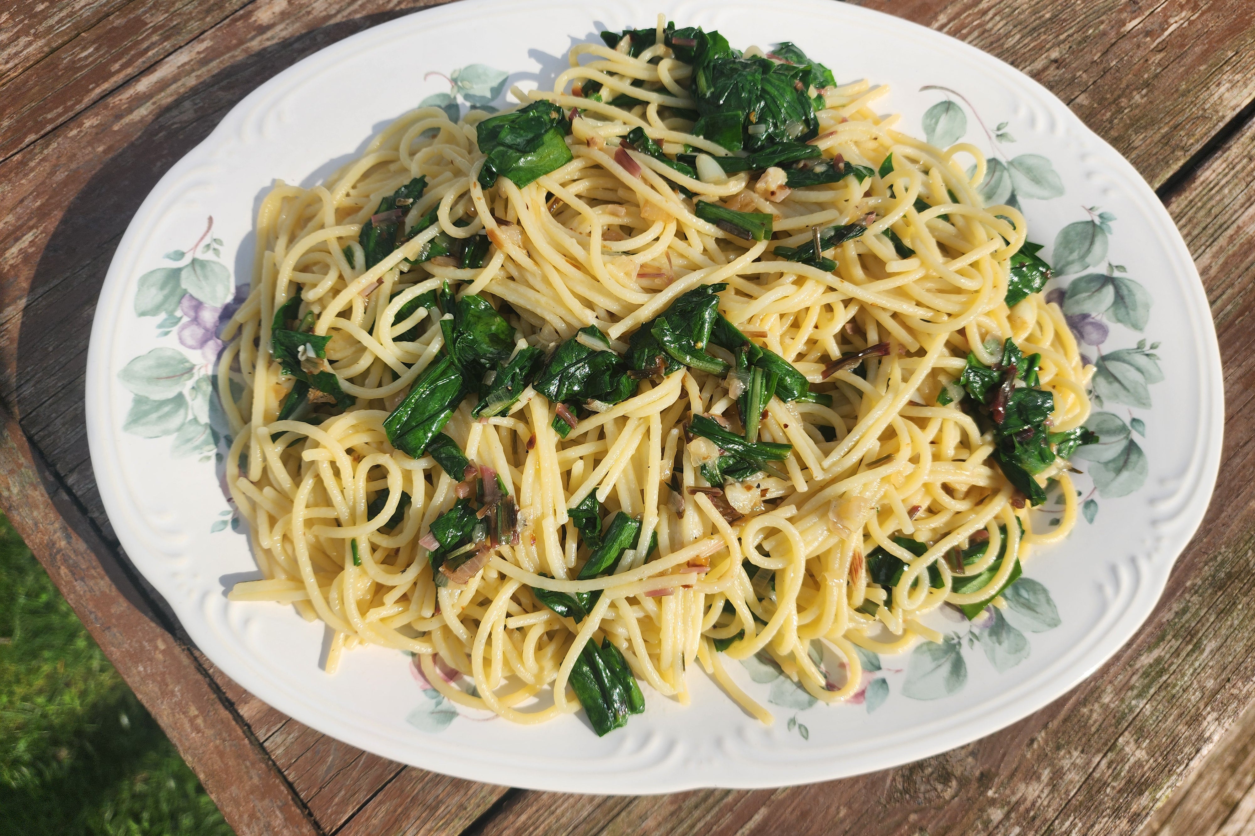 A bowl of ramp pasta.