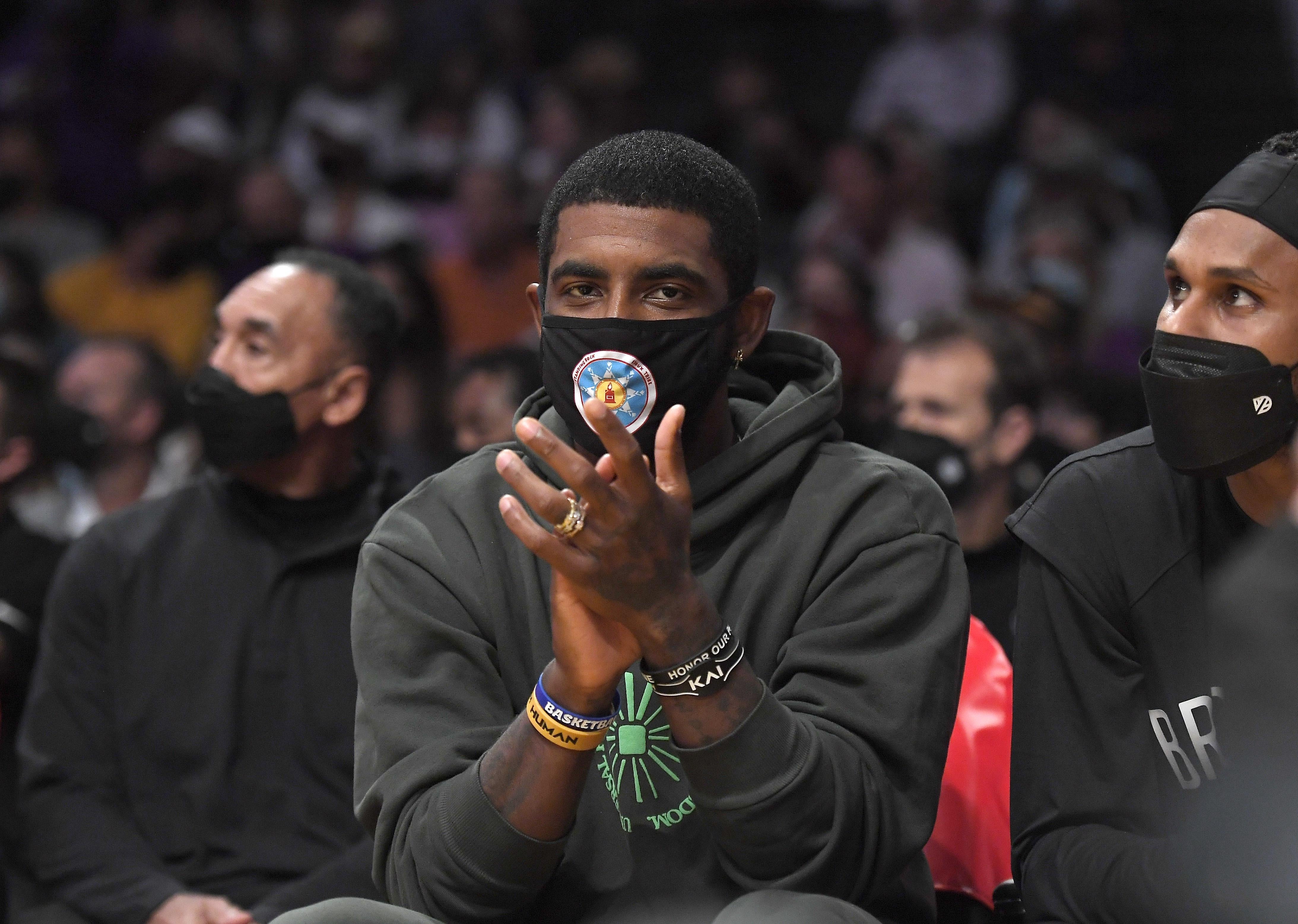 Kyrie Irving's COVID vaccine refusal and mandate protest: What's