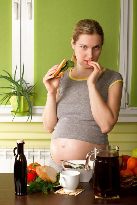 deli-meats-and-sleeping-on-your-back-while-pregnant-are-either-ok