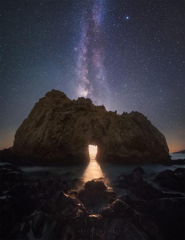 Milky Way moonset: Photo by Michael Shainblum.