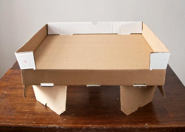 What's better than a pizza box? A Pizza Hut box. #pizzahutlebanon