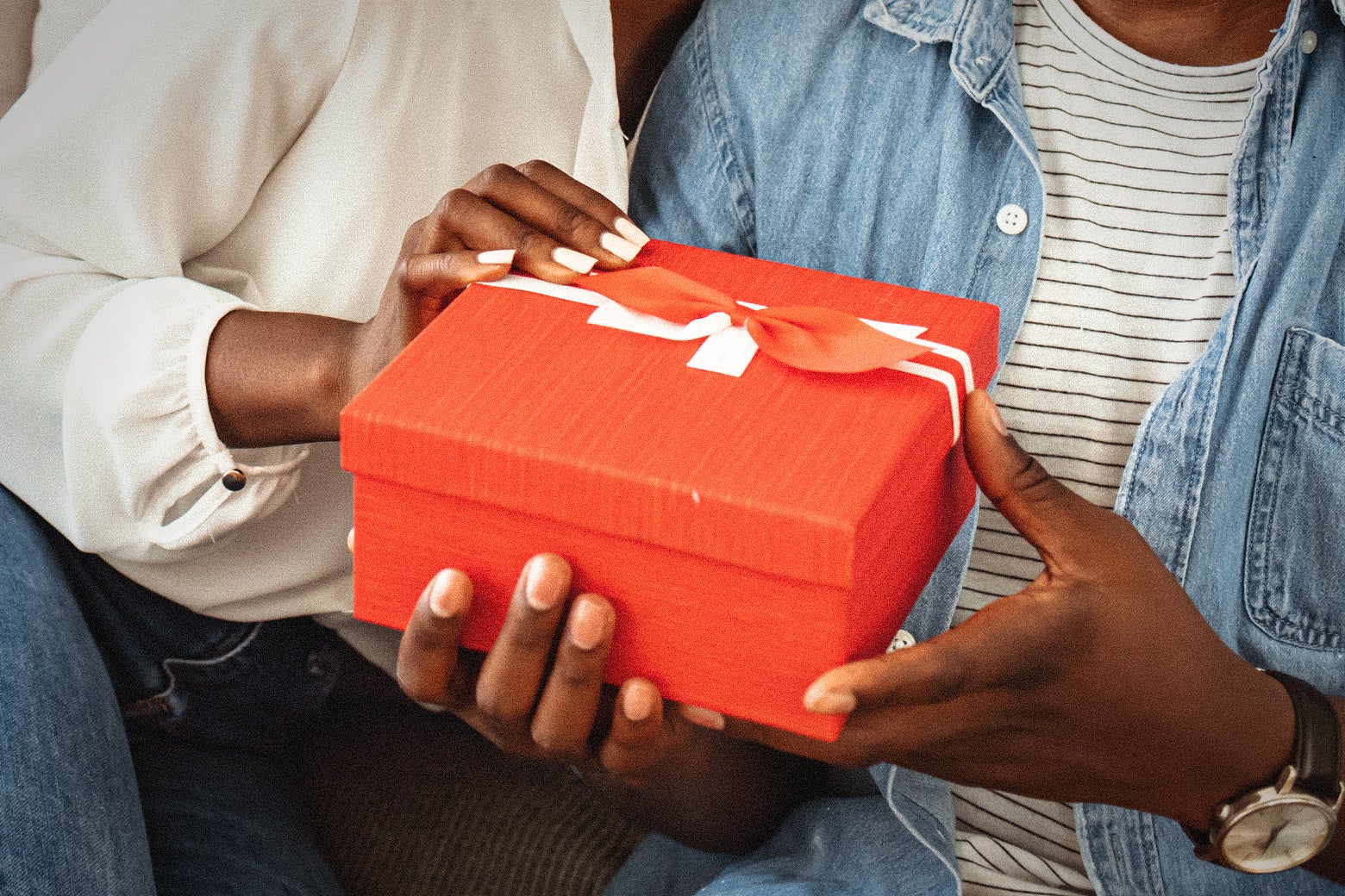 Holiday etiquette for gift-giving this season