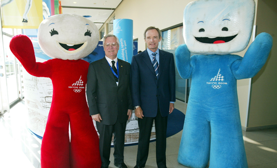 Neve and Gliz, the official mascots of the 2006 Turin Olympic Games, pose with President of Toroc Valentino Castellani (2nd L) and Jean Claud Killy (2nd R) February 10, 2005 in Turin, Italy.