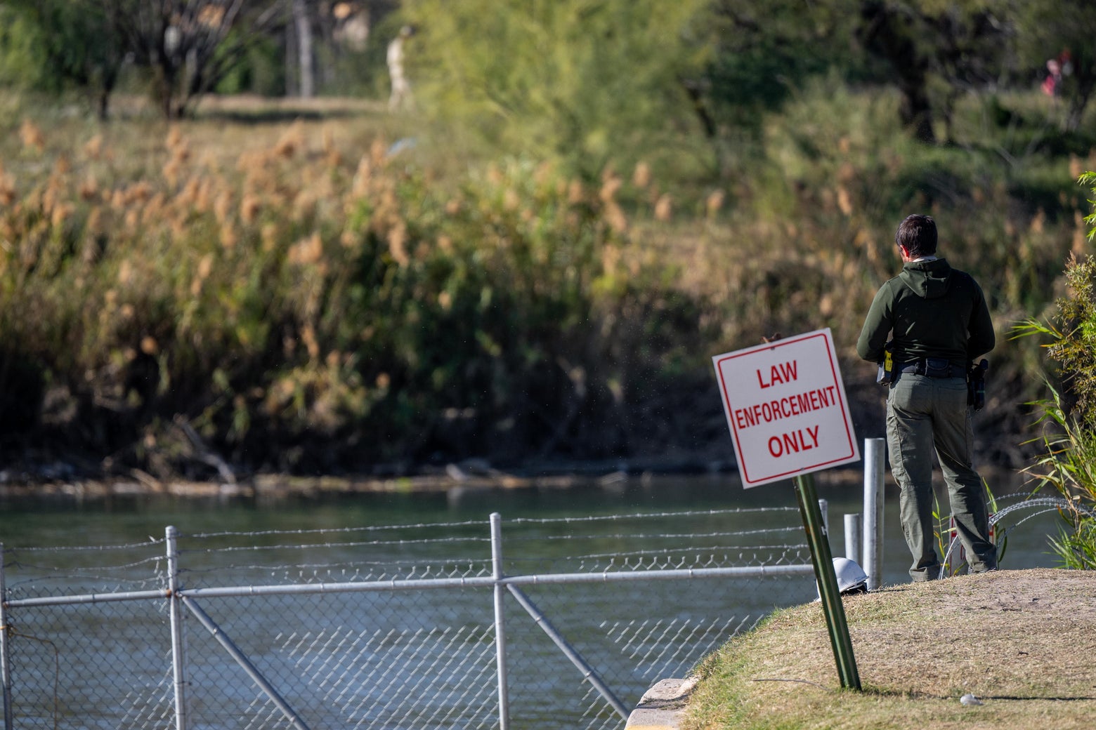 The Supreme Court Is Now Complicit in Texas’ Armed Standoff With the Feds